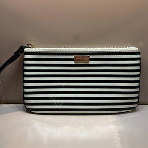KATE SPADE  Black and White Wristlet